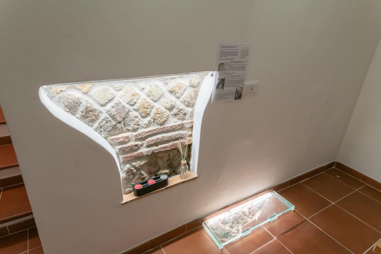 Donnare Casavacanza - Historic Center Of Naples Luaran gambar