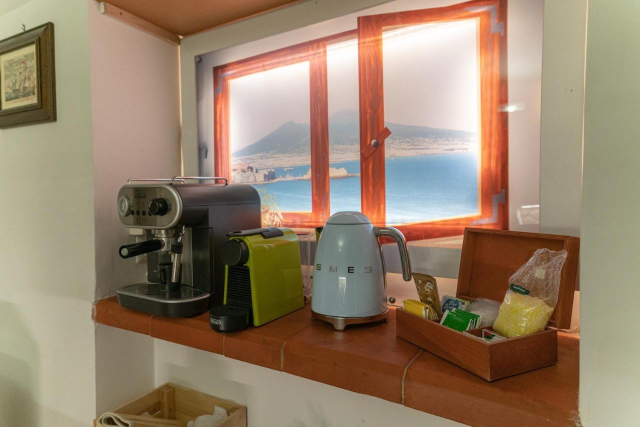 Donnare Casavacanza - Historic Center Of Naples Luaran gambar