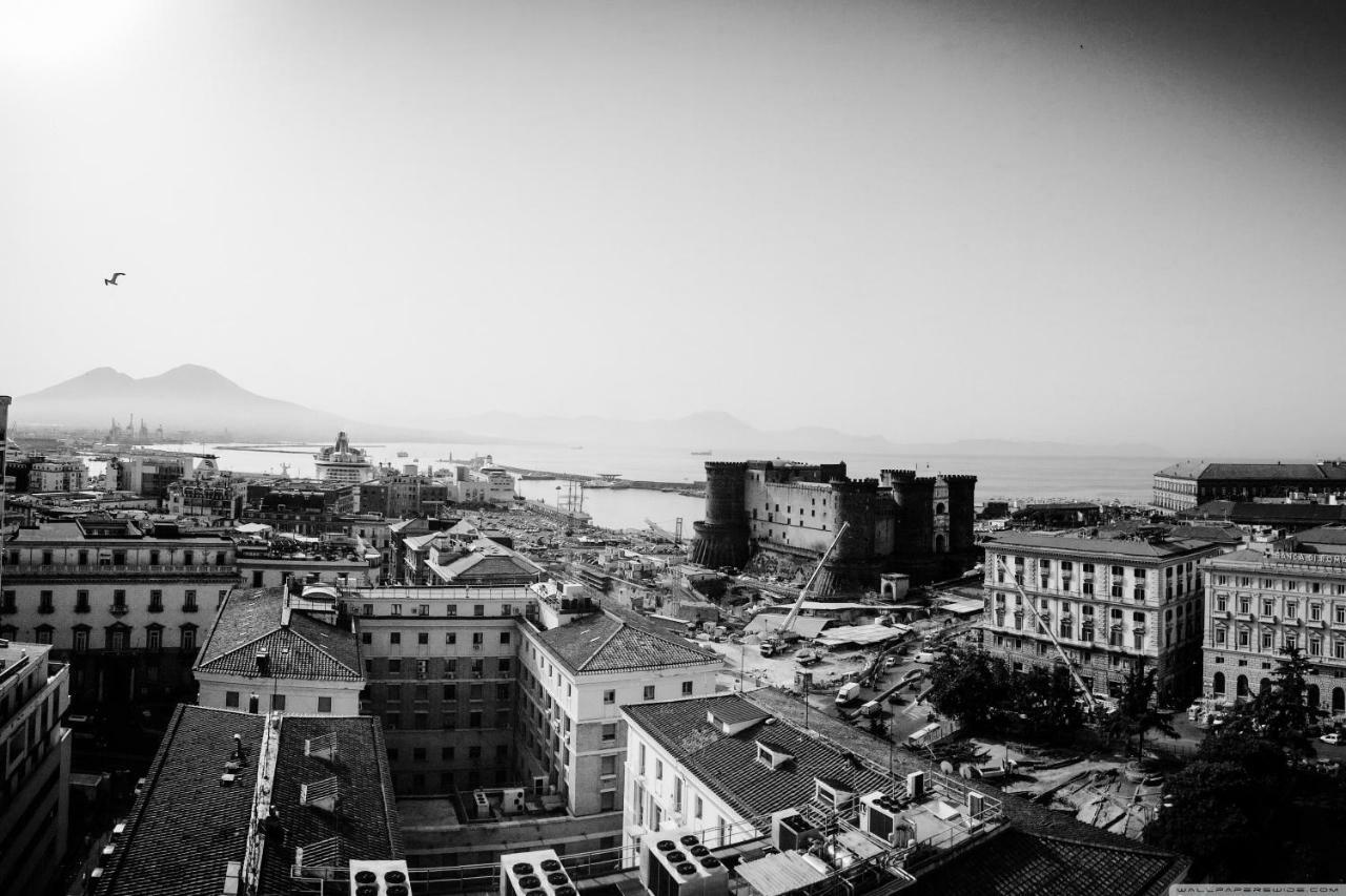 Donnare Casavacanza - Historic Center Of Naples Luaran gambar